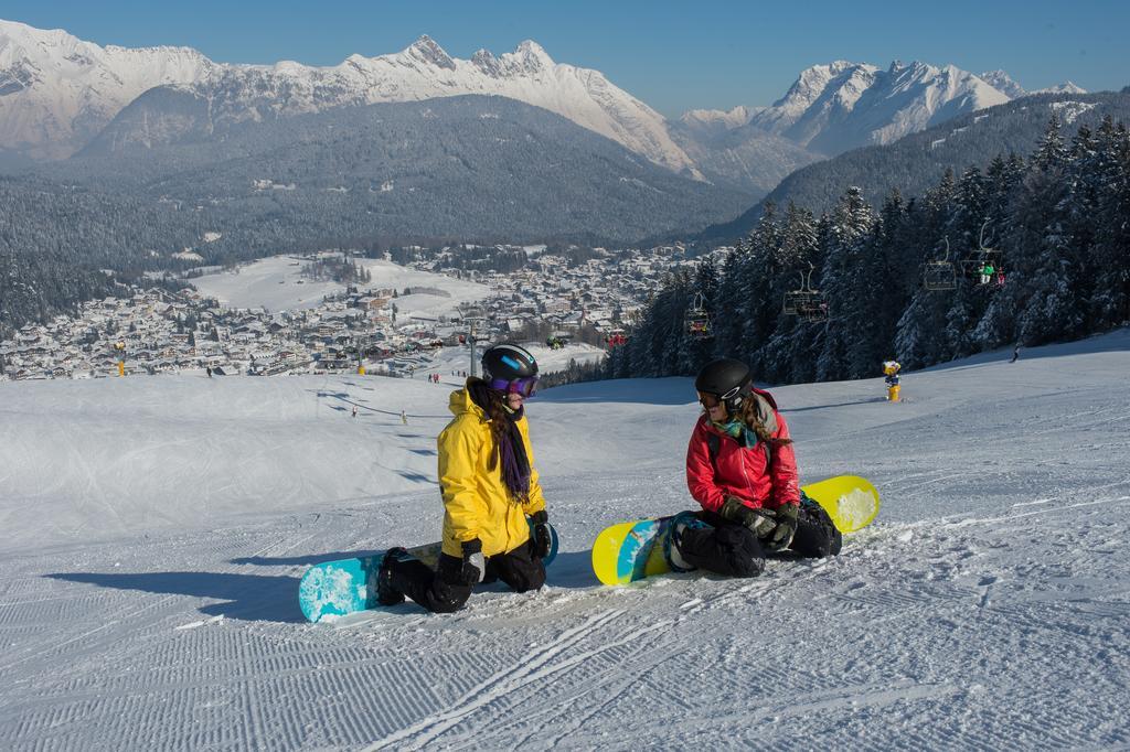 Hotel Laerchenhof Natur Seefeld in Tirol Bilik gambar