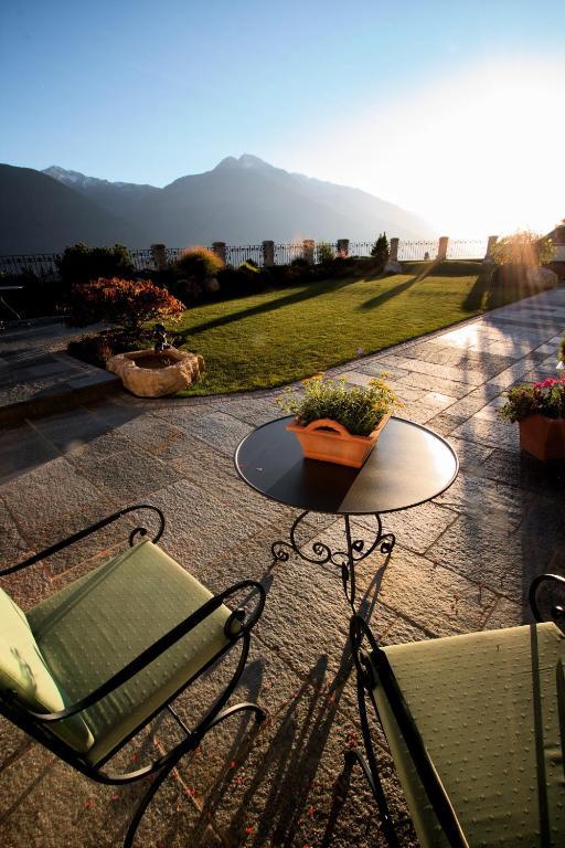 Hotel Laerchenhof Natur Seefeld in Tirol Bilik gambar