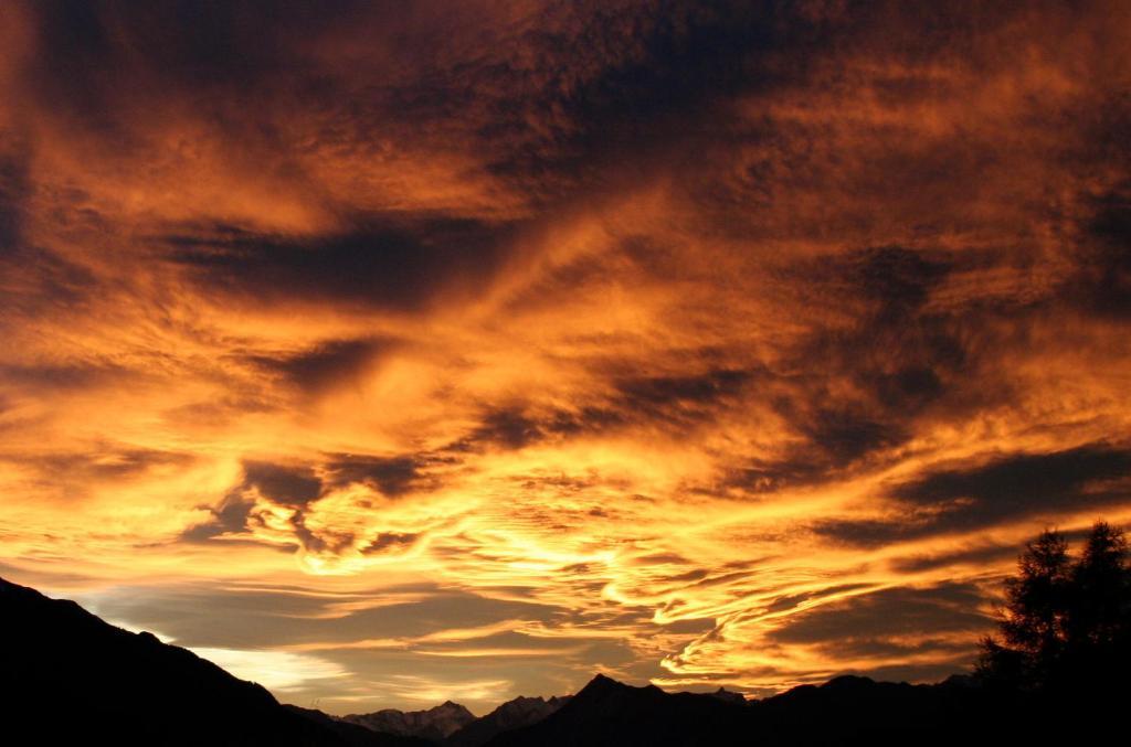 Hotel Laerchenhof Natur Seefeld in Tirol Bilik gambar