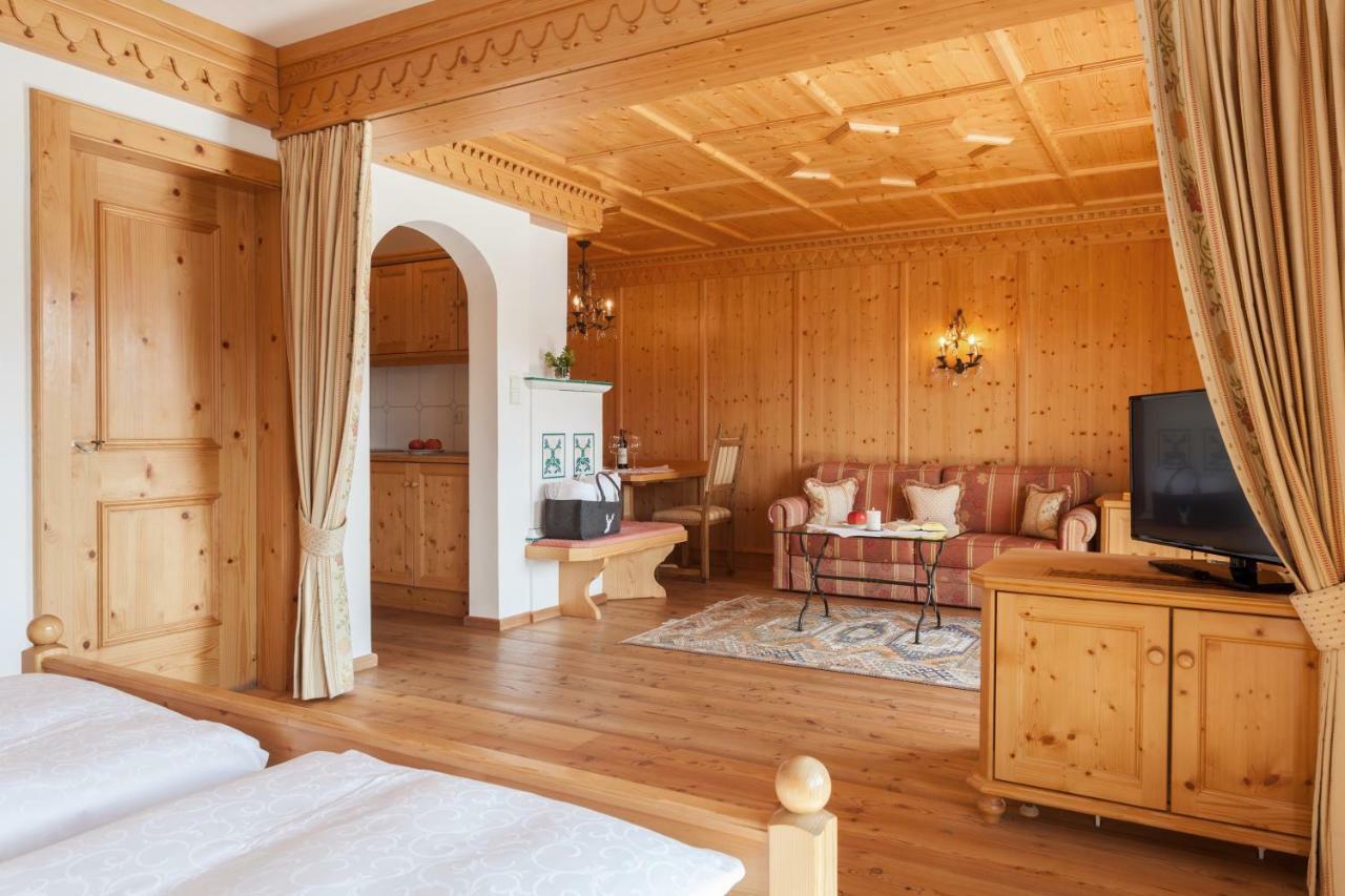 Hotel Laerchenhof Natur Seefeld in Tirol Luaran gambar