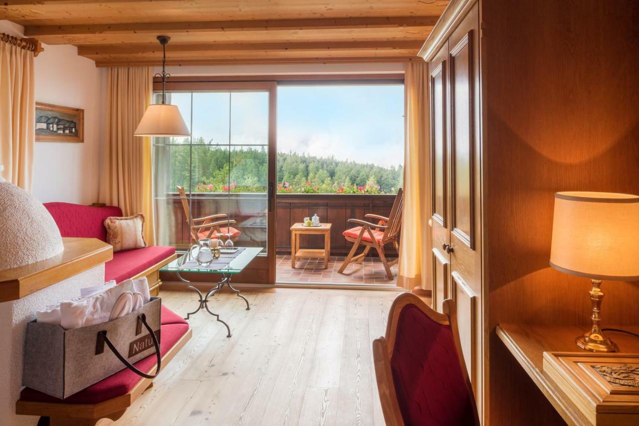 Hotel Laerchenhof Natur Seefeld in Tirol Luaran gambar